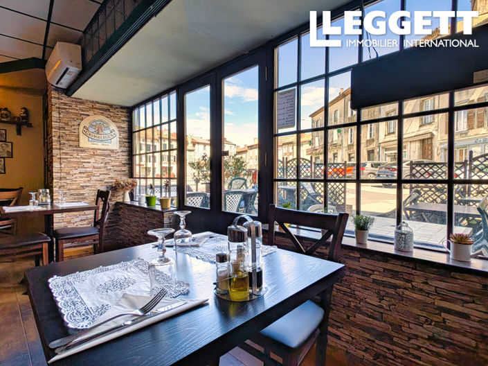 Image No.2-4 Bed Commercial for sale