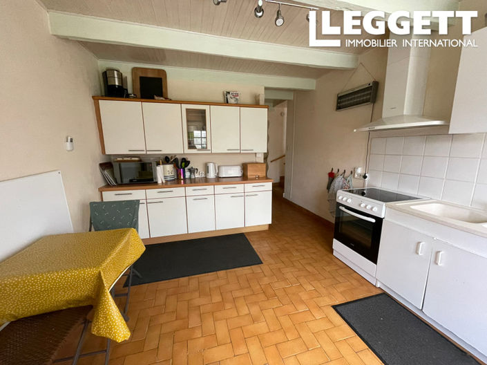 Image No.6-2 Bed House for sale