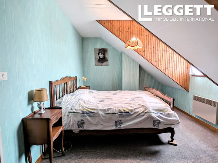 Image No.10-3 Bed House for sale