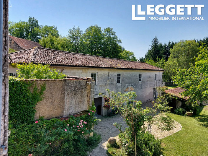 Image No.10-Maison de 5 chambres à vendre à Charente