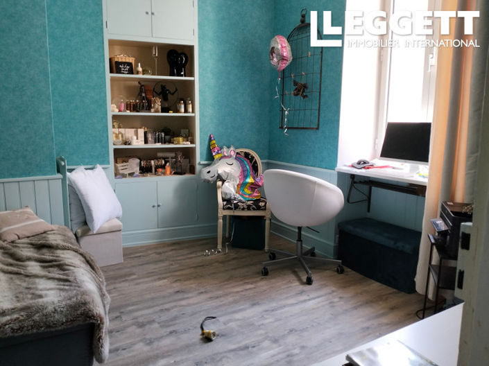 Image No.8-Maison de 5 chambres à vendre à Charente