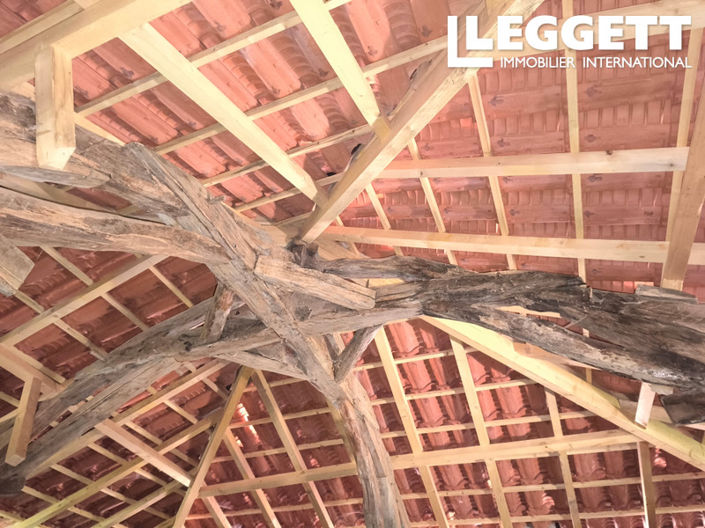 Image No.10-1 Bed House for sale