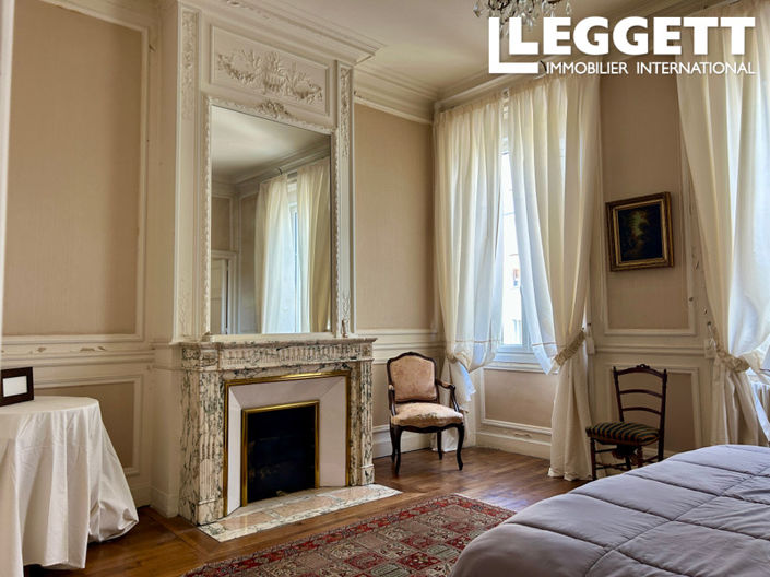 Image No.10-3 Bed House for sale