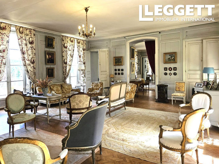 Image No.6-13 Bed Chateaux for sale