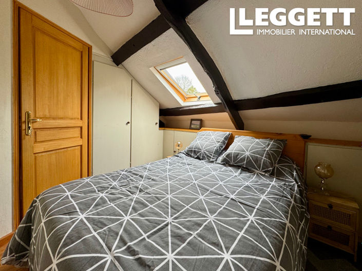 Image No.9-3 Bed House for sale