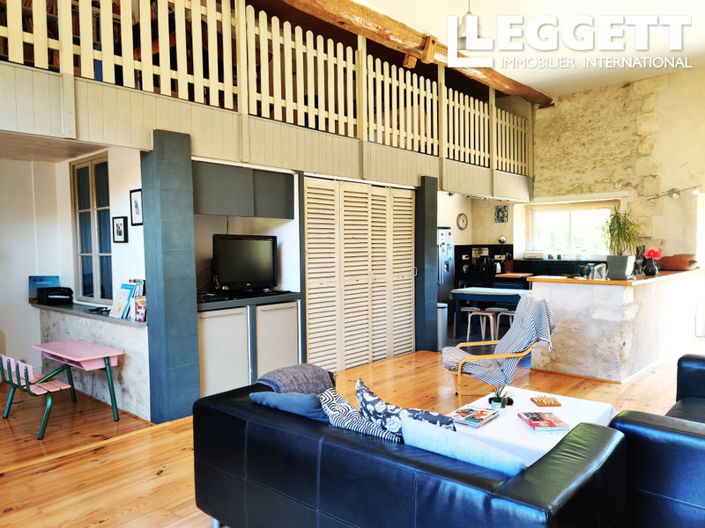 Image No.2-Maison de 5 chambres à vendre à Dordogne