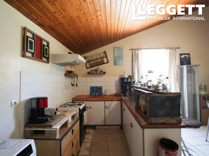 Image No.10-1 Bed House for sale