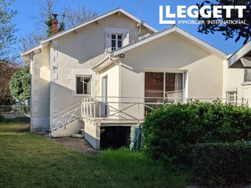 1 - Coutras, House