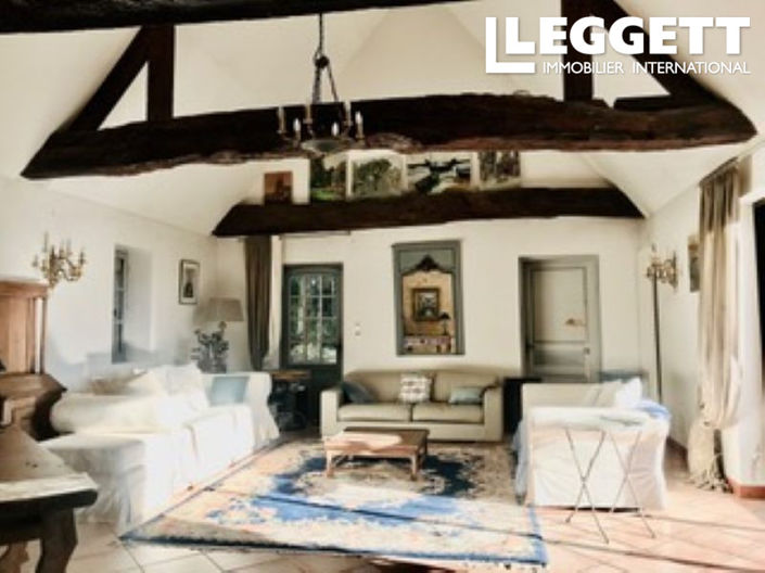 Image No.10-6 Bed House for sale