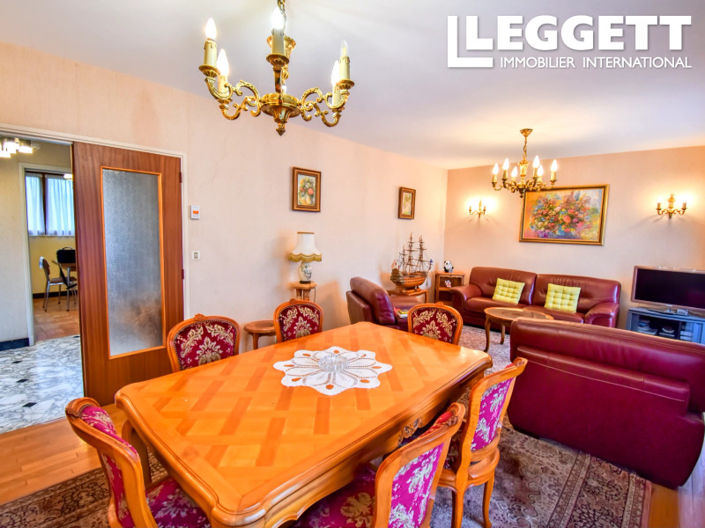 Image No.3-4 Bed House for sale