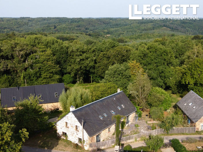 Image No.2-Maison de 9 chambres à vendre à Marcillac-la-Croisille