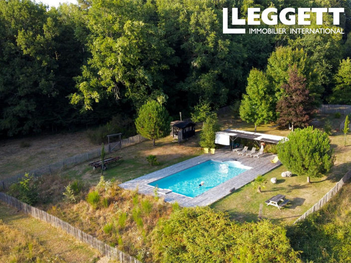 Image No.5-Maison de 9 chambres à vendre à Marcillac-la-Croisille