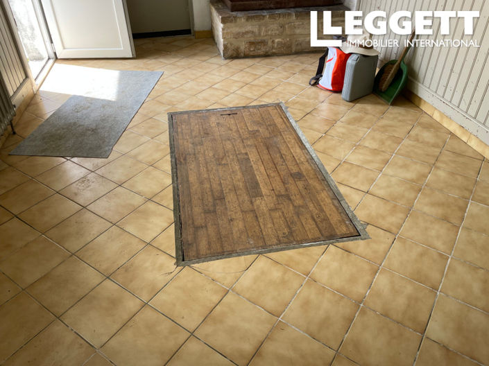 Image No.9-3 Bed House for sale