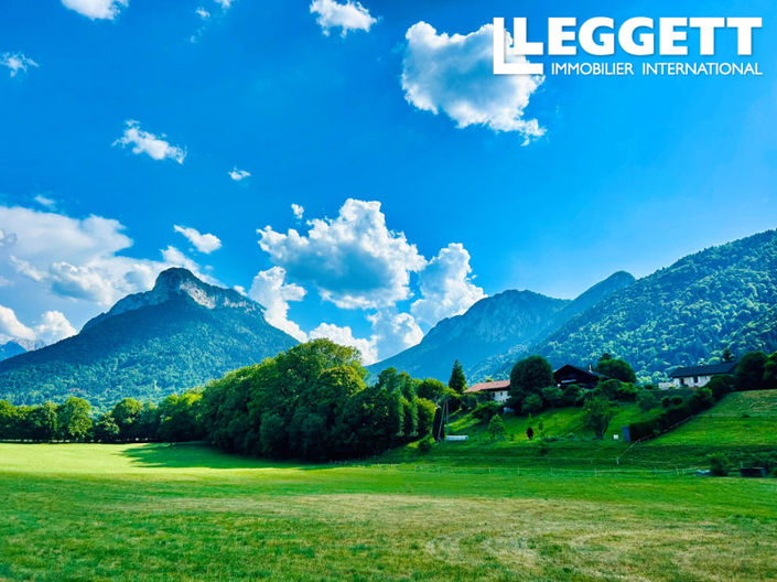 Image No.2-4 Bed House for sale