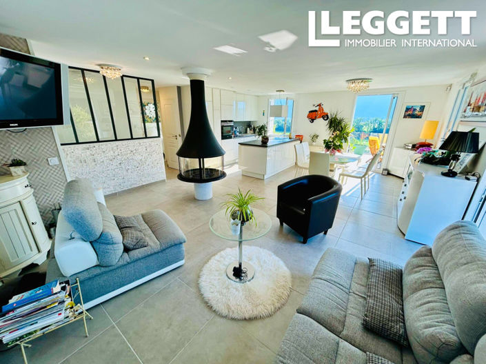 Image No.7-4 Bed House for sale