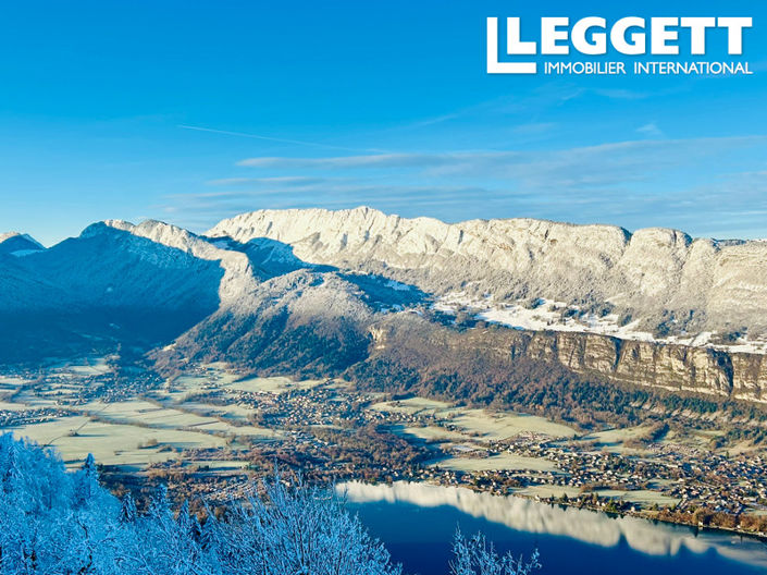 Image No.9-4 Bed House for sale