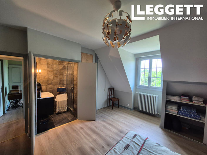 Image No.10-6 Bed House for sale