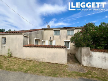 1 - Saint-Savinien, Maison
