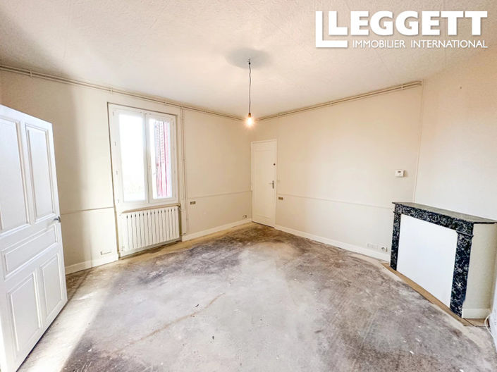 Image No.8-3 Bed House for sale