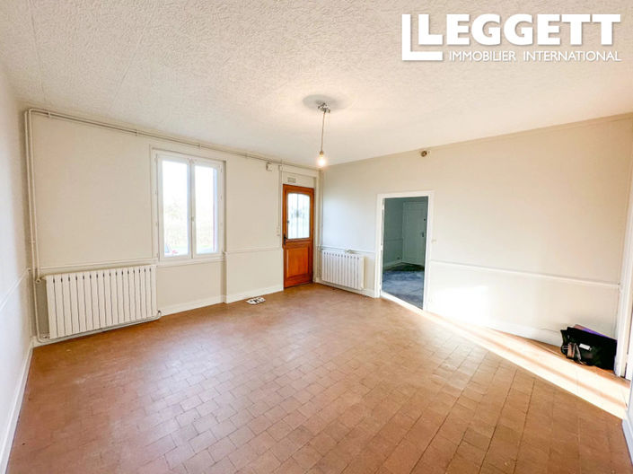 Image No.9-3 Bed House for sale