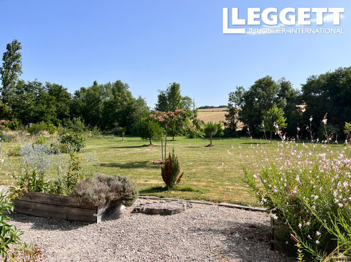 Image No.5-7 Bed House for sale