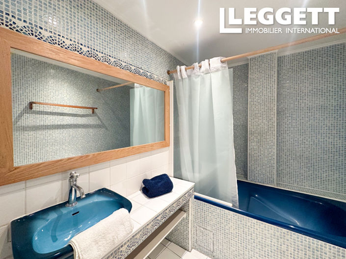 Image No.10-2 Bed Apartment for sale