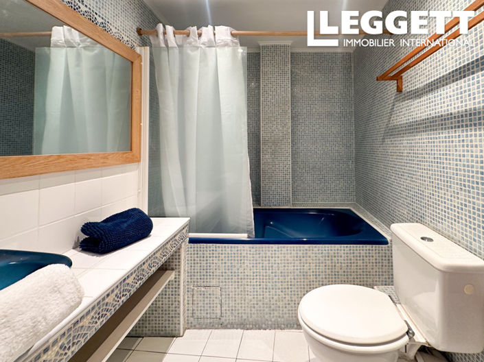 Image No.9-2 Bed Apartment for sale