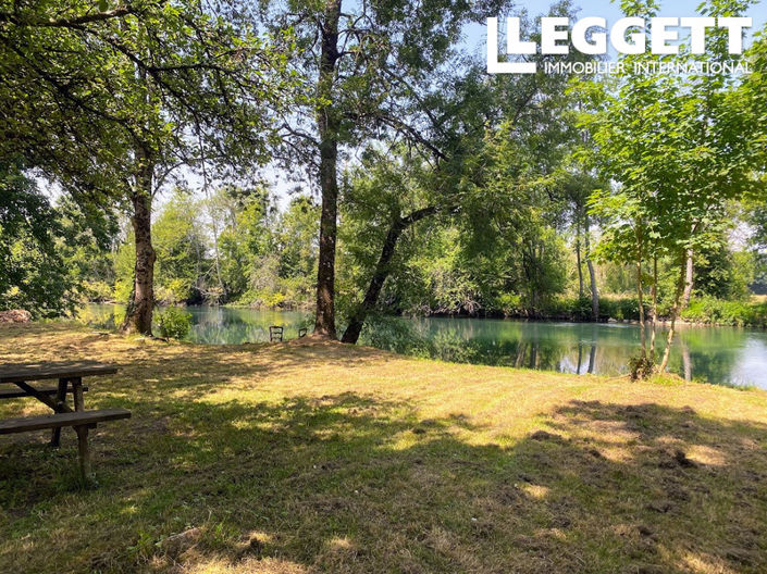 Image No.2-Maison de 7 chambres à vendre à Champagne-Mouton