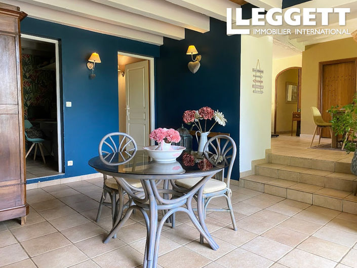 Image No.5-Maison de 7 chambres à vendre à Champagne-Mouton