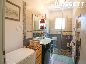 ahr0chm6ly9jzg4uagvzdglhlmltbw8vaw1hz2uvvevom