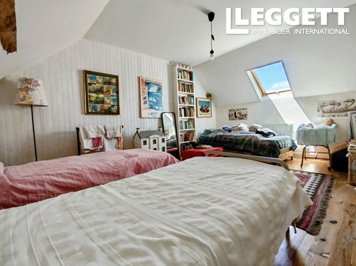 Image No.7-3 Bed House for sale