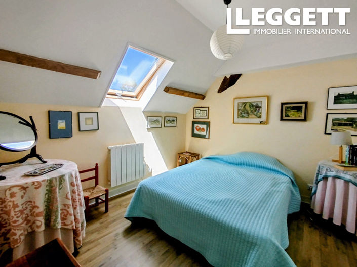 Image No.8-3 Bed House for sale
