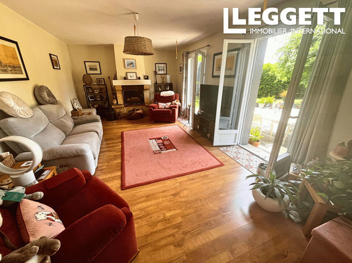 Image No.3-3 Bed House for sale