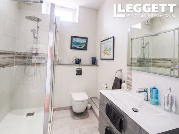 ahr0chm6ly9jzg4uagvzdglhlmltbw8vaw1hz2uvvevom