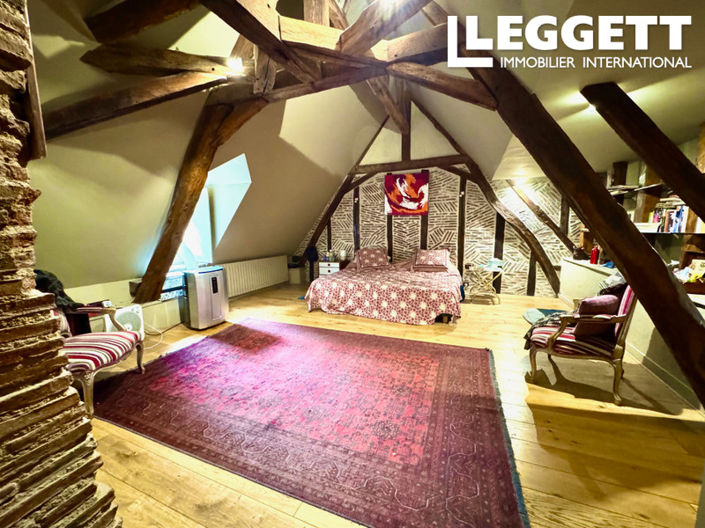 Image No.5-6 Bed House for sale