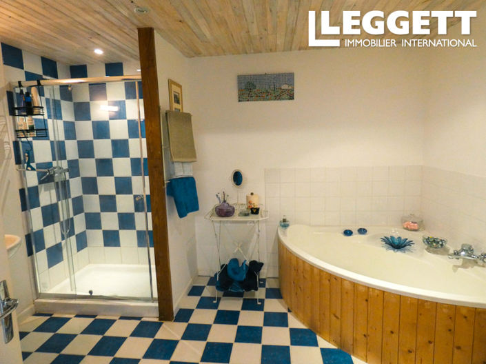 Image No.5-4 Bed House for sale