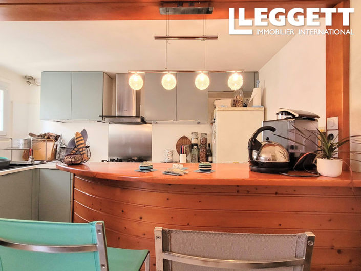 Image No.4-2 Bed House for sale