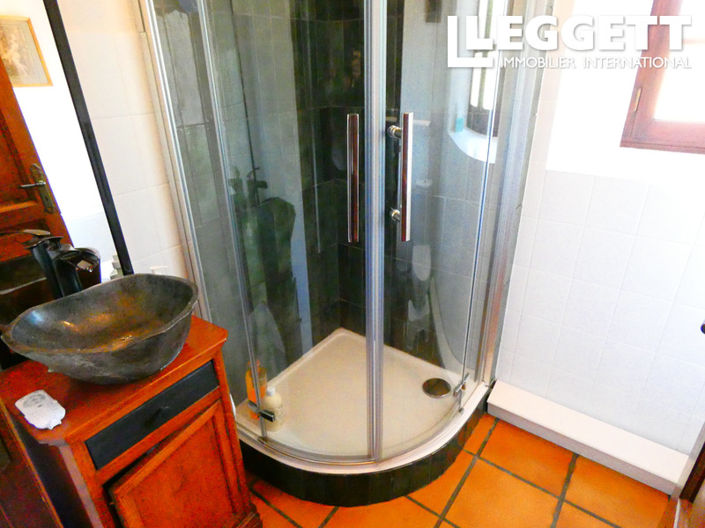 Image No.4-5 Bed House for sale