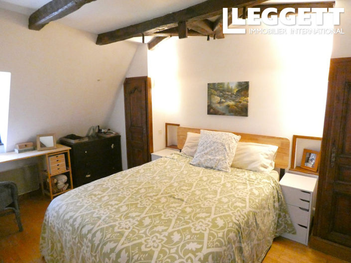 Image No.6-5 Bed House for sale