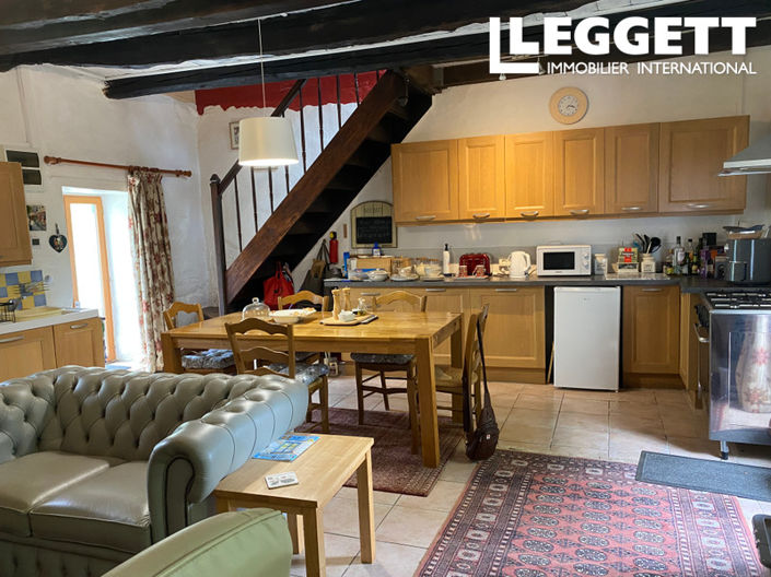 Image No.5-2 Bed House for sale