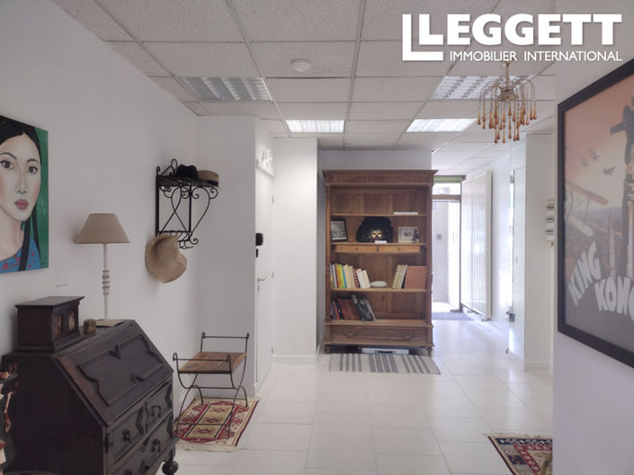 Image No.3-4 Bed House for sale