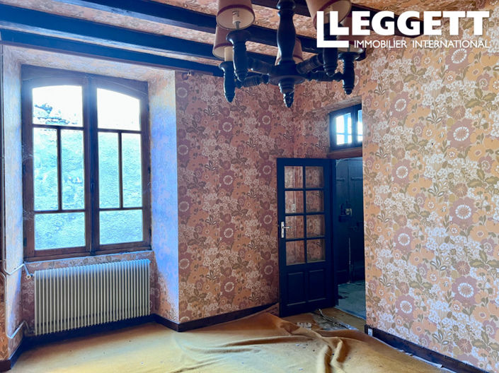 Image No.6-4 Bed House for sale