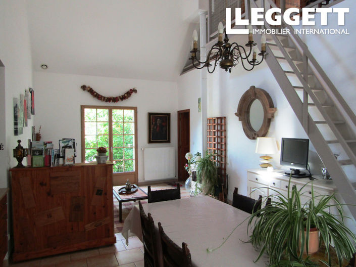 Image No.4-Maison de 6 chambres à vendre à Neuville-sur-Sarthe