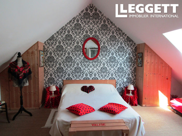 Image No.5-Maison de 6 chambres à vendre à Neuville-sur-Sarthe