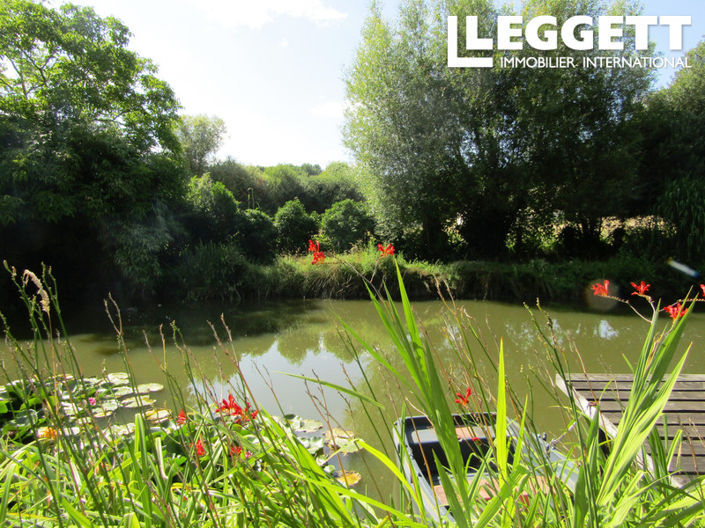 Image No.3-Maison de 6 chambres à vendre à Neuville-sur-Sarthe