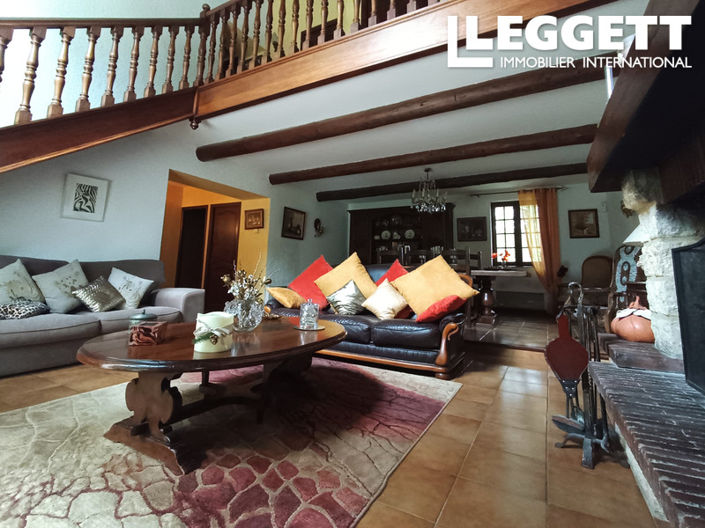 Image No.6-4 Bed House for sale