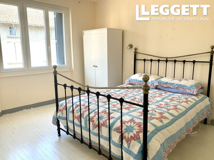 Image No.5-4 Bed House for sale