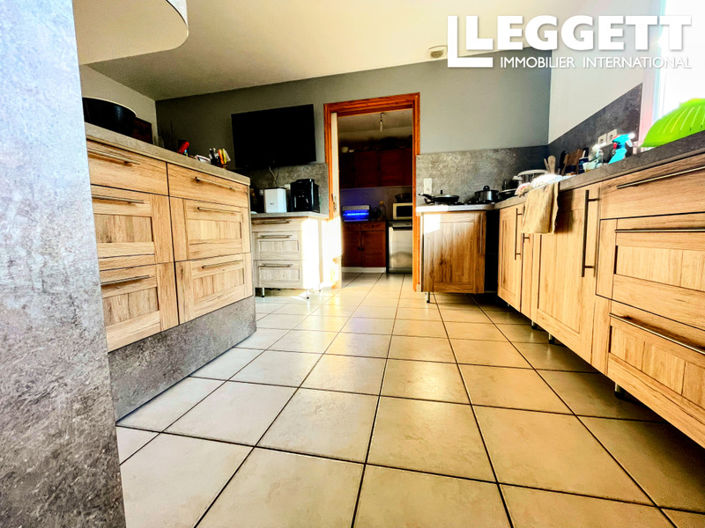 Image No.4-4 Bed House for sale