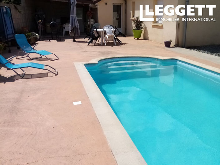 Image No.8-4 Bed House for sale