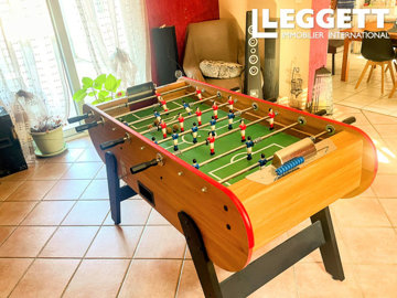 ahr0chm6ly9jzg4uagvzdglhlmltbw8vaw1hz2uvvevom